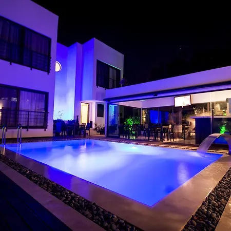 Nocleg ze śniadaniem Eng Bodrum